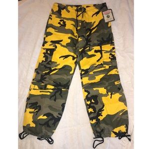 New Rothco yellow and green camo pants